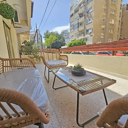 Albert's Mackenzie 001 Apartment Larnaca