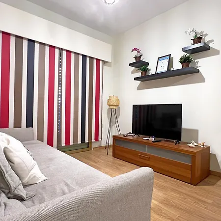 Albert's Mackenzie 001 Апартаменты *