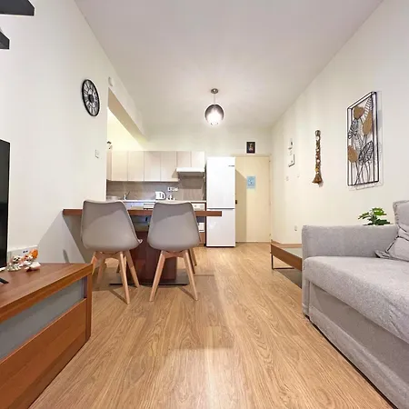 Appartement Albert's Mackenzie 001 *