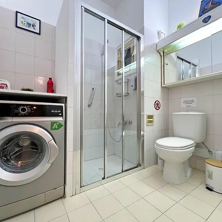 Albert's Mackenzie 001 Appartement